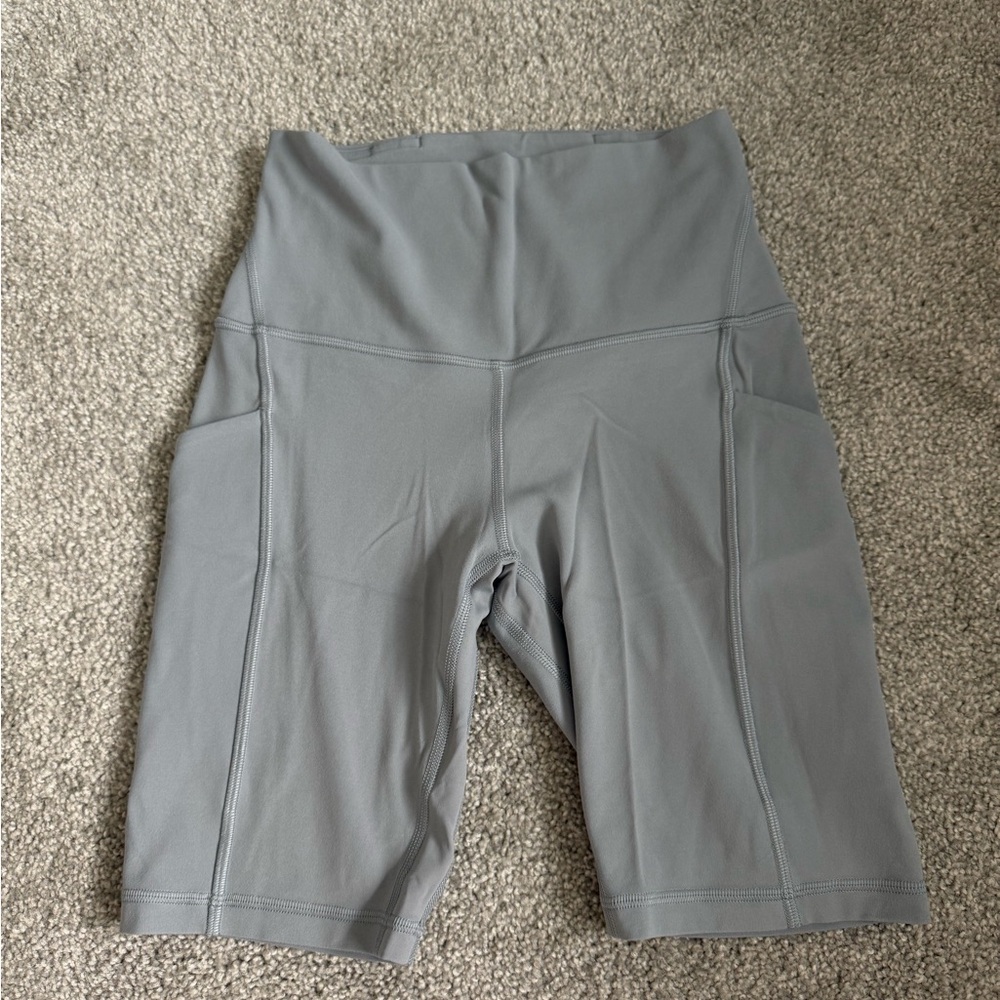 Lululemon Align High Rise with pockets 8”